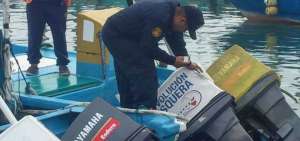 Motores decomisados por la Armada en Manab&iacute;