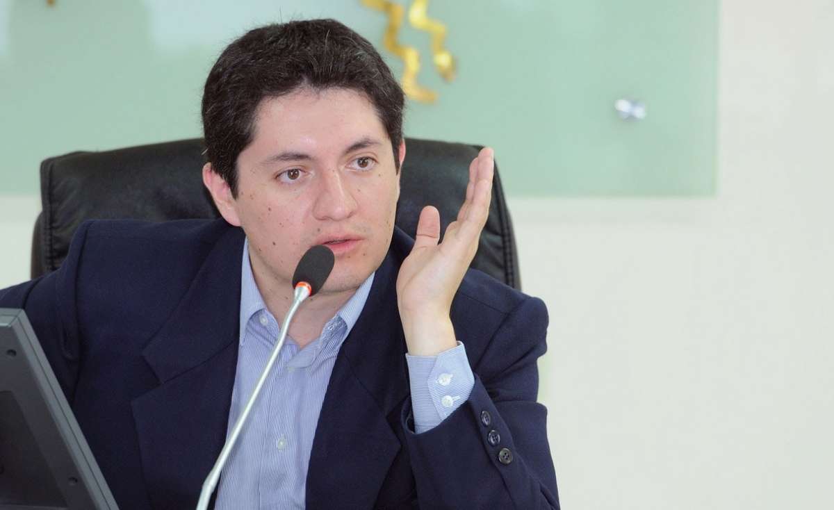 Diego Mart&iacute;nez es designado gerente general del Banco Central del Ecuador 