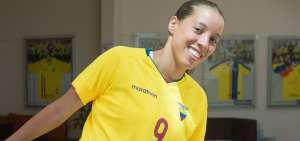 Giannina Lattanzio, con el uniforme de la selecci&oacute;n ecuatoriana femenina absoluta, durante una de las concentraciones en la Casa de la Selecci&oacute;n. 
