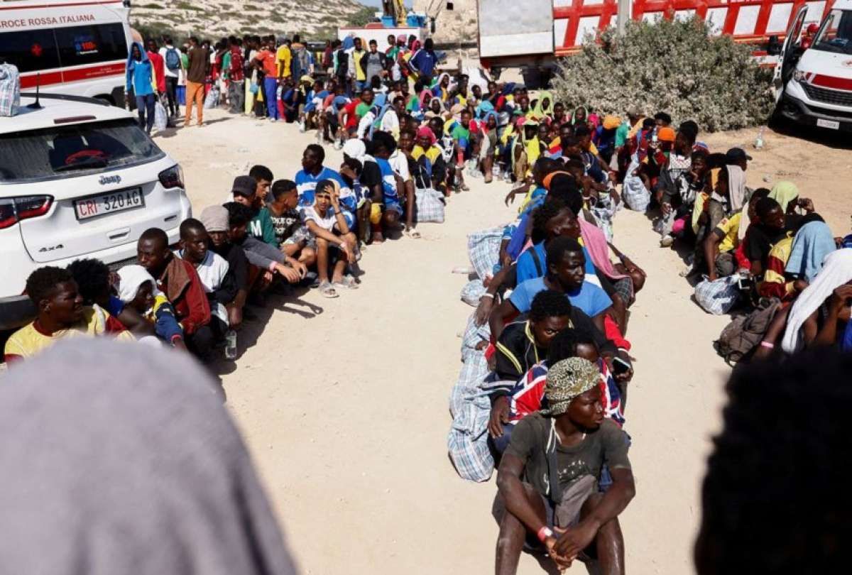 Autoridades italianas piden ayuda para afrontar la crisis migratoria en las costas de Lampedusa