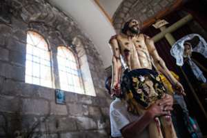Pu&eacute;llaro celebr&oacute; a su modo la semana santa