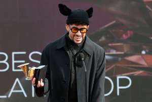 Bad Bunny con diez nominaciones a los premios Latin Grammy 2023