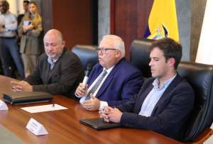 Gobierno descartó apagones pese a paralización preventiva de hidroeléctricas por lluvias en Napo