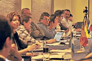 39 autoridades de 21 pa&iacute;ses y entidades cinematogr&aacute;ficas de la regi&oacute;n participan en el encuentro que se desarrolla desde el lunes en Cuenca. Foto: Jos&eacute; Luis LLivisaca / El Tel&eacute;grafo