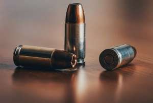 Mujer disparó contra un ladrón que le robó dinero en efectivo en Argentina