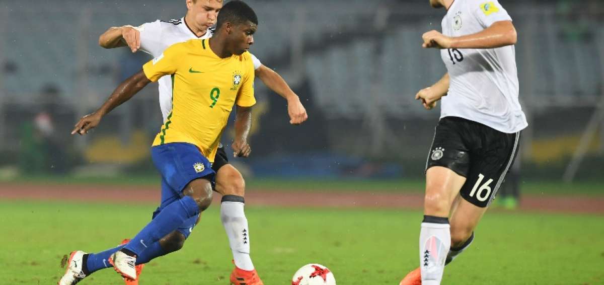 Brasil y Espa&ntilde;a se meten entre cuatro mejores selecciones del Mundial Sub-17