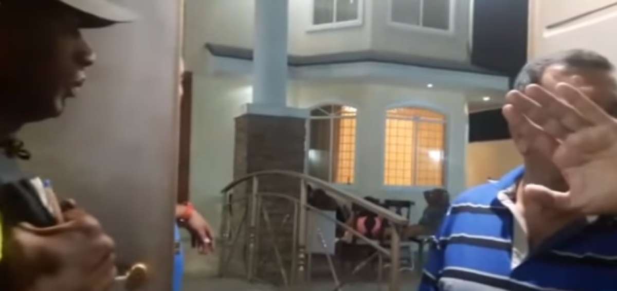 En la casa incautada a uno de los procesados por el caso Petroecuador tuvo lugar una fiesta la noche del mi&eacute;rcoles. 