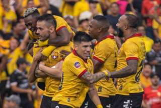 Barcelona se impuso por dos goles en el Clásico del Astillero
