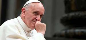 Dos reos italianos escapan cuando iban a almorzar con el papa Francisco