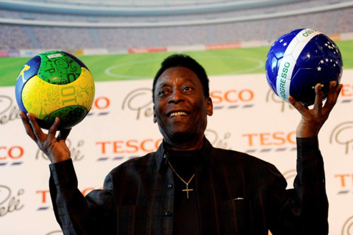 Pel&eacute; pide respetar la decisi&oacute;n de Diego Costa de jugar para Espa&ntilde;a