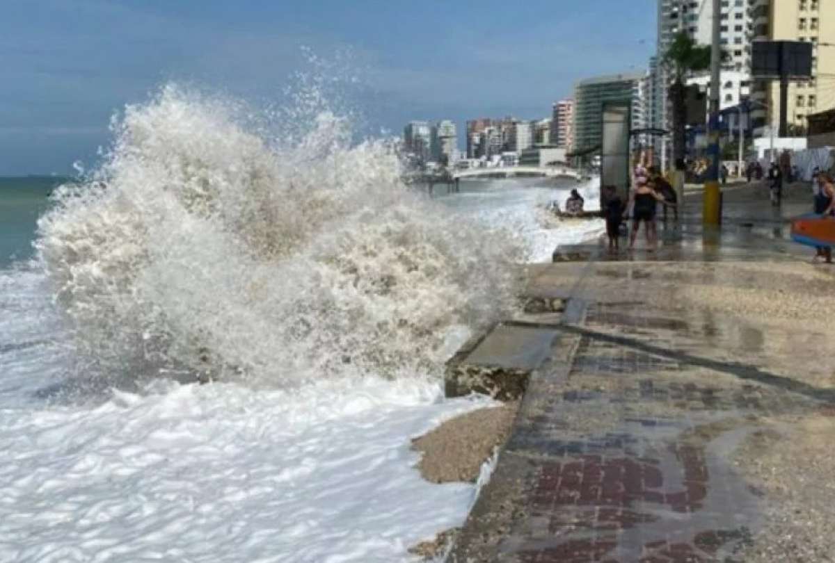 Inocar evalúa posible peligro de tsunami en costas ecuatorianas.