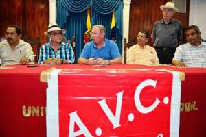 La Asamblea de AVC se realiz&oacute; la ma&ntilde;ana de ayer en la Casona Universitaria. Tambi&eacute;n se record&oacute; a los trabajadores asesinados el 15 de noviembre de 1922. Foto: William Orellana/El Tel&eacute;grafo