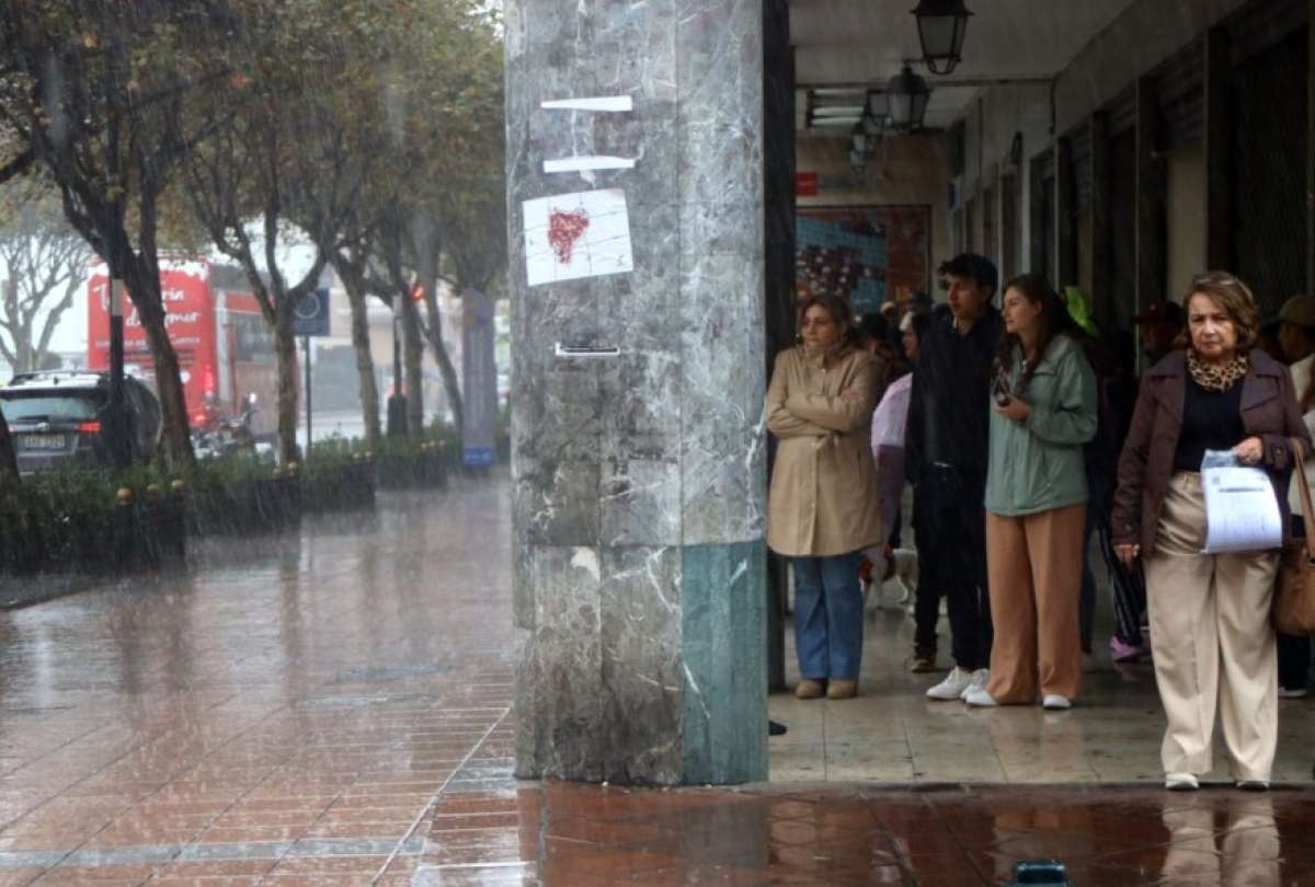 Las lluvias continuar&aacute;n en todas las regiones de Ecuador entre la tarde y noche de este martes 13 de enero.
