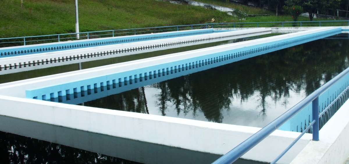 Las plantas de agua potable en Loja reciben tratamiento continuo