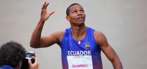&Aacute;lex Qui&ntilde;onez domin&oacute; la pruba de 200 metros planos con un tiempo de 20.27 segundos. Sum&oacute; la octava medalla de oro para Ecuador.