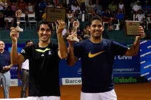 Mayt&iacute;n y Romboli, campeones en dobles en el Challenger de Salinas