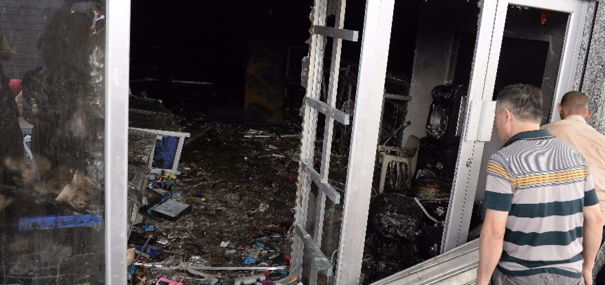 Los comerciantes de la Bah&iacute;a defendieron los sistemas de alerta y prevenci&oacute;n de incendios en el sector. 