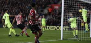 Southampton sorprende al Liverpool en la ida de la Copa de la Liga