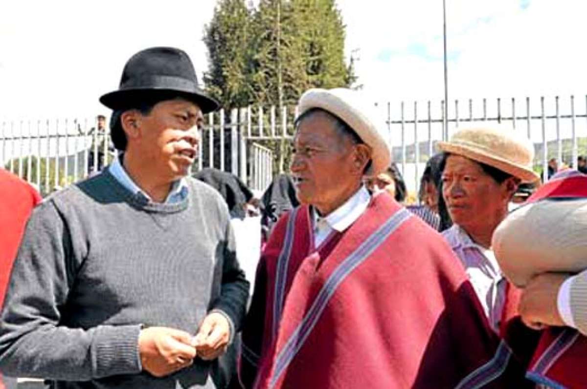 Humberto Cholango, actual dirigente de la Conaie, termin&oacute; su periodo el 15 de mayo