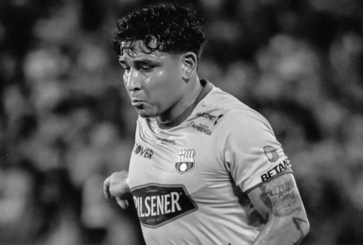 El futbolista de barcelona Sporting Club, mario Pineida muri&oacute; en un ataque armado este mi&eacute;rcoles 17. Su esposa, Ana Aguilar, desmiente rumores.