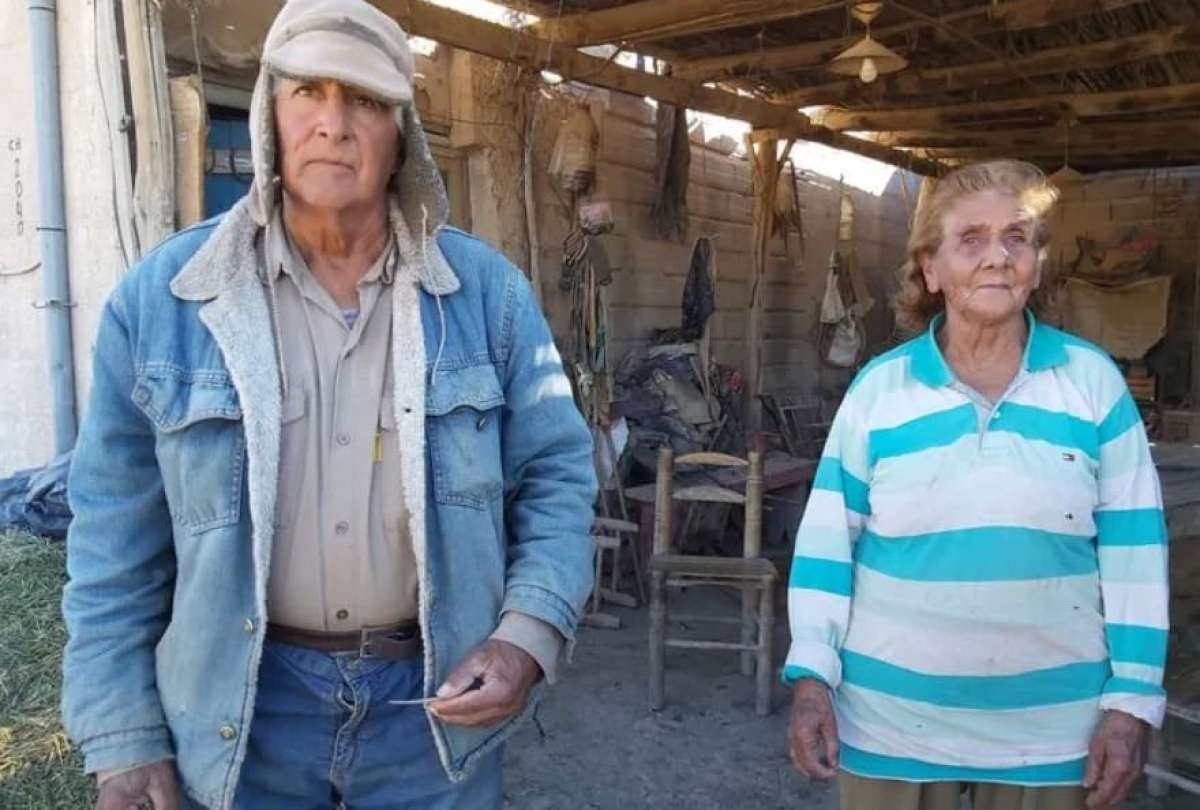 Los hermanos tienen 91 y 80 años y viven sólos en un pueblo llamado Matagusanos.