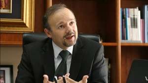 Richard Espinosa, presidente del directorio del Instituto Ecuatoriano de Seguridad Social (IESS).