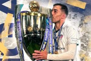 Lisandro Alzugaray se discul&oacute; con Liga de Quito