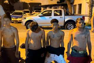 Seis sospechosos fueron capturados en una persecución realizada por la Policía Nacional.