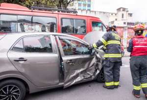 Una persona herida tras siniestro de tránsito en calles Francisco Robles y Reina Victoria