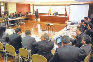 El fiscal implic&oacute; como autores a 13 funcionarios y encubridores a otros 6 en la audiencia preparatoria de juicio. Foto: Alvaro Perez / El Tel&eacute;grafo.
