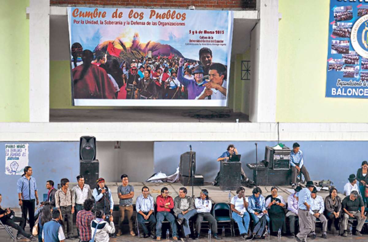Actuales y exdirigentes de la Conaie acudieron a la Cumbre de los Pueblos, el 5 y 6 de marzo. Foto: &Aacute;lvaro P&eacute;rez / El Tel&eacute;grafo 