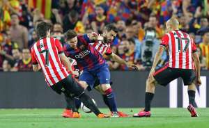 Multas para el Bar&ccedil;a y Athletic por los pitos al himno de Espa&ntilde;a