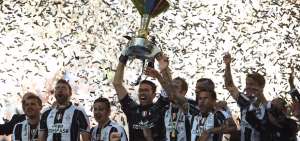 Juventus gana su sexta liga italiana consecutiva