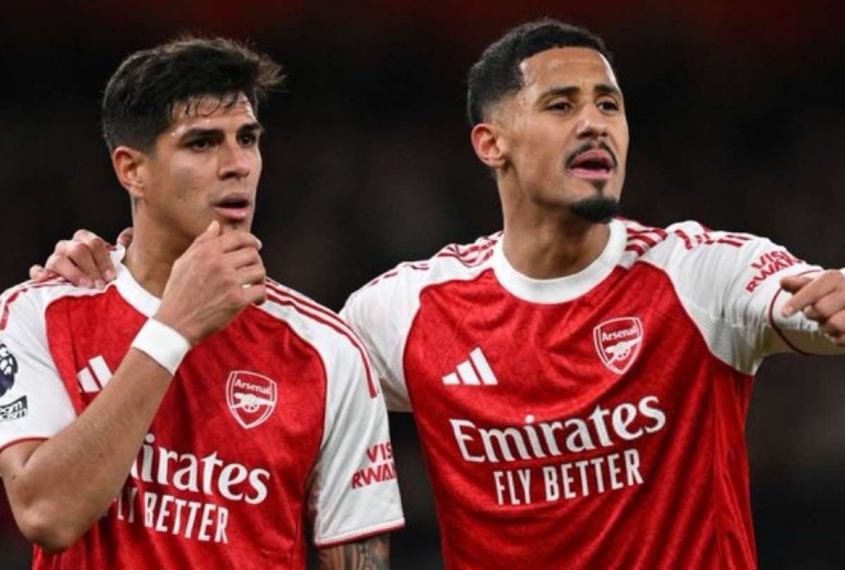 Defensa de élite: Hincapié firma números perfectos en la paliza del Arsenal al Tottenham