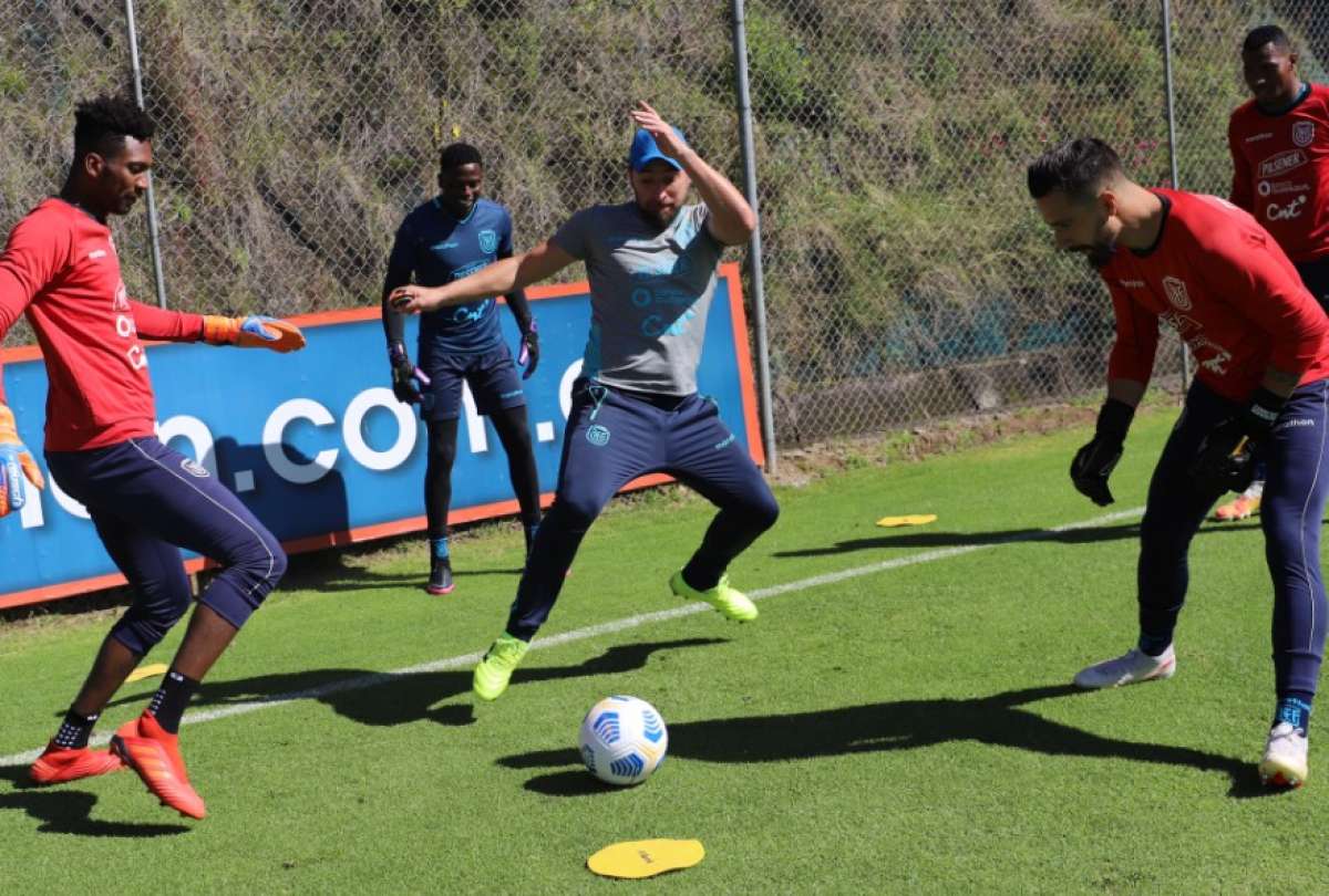 Ecuador busca romper la racha hist&oacute;rica de invictos de Brasil