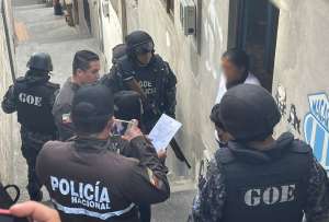 Detienen a tres personas por presunto tráfico de migrantes