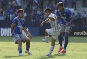 Delfín ahonda la crisis de Emelec al sacarle tres puntos en su casa