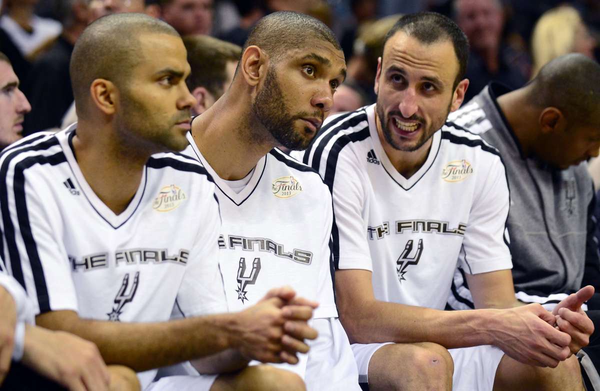 Tony Parker, Tim Duncan y Manu Ginobili buscar&aacute;n el primer bicampeonato en la historia de los Spurs. Foto: AFP