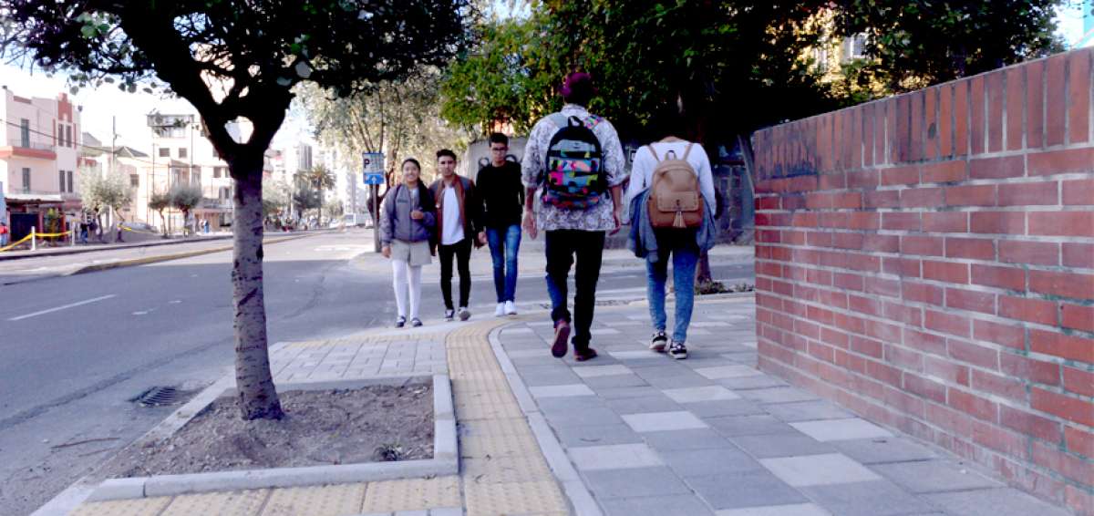 El Municipio capitalino arranc&oacute; el 25 de mayo el mejoramiento de la accesibilidad para personas con movilidad reducida en la Av. 6 de Diciembre.
