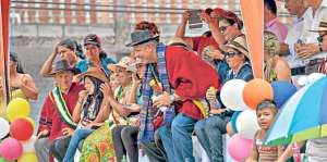 El Prefecto de Sucumb&iacute;os organiz&oacute; las fiestas de provincializaci&oacute;n y del carnaval en Lago Agrio y Shushufindi. Foto: Fernando Sandoval / El Tel&eacute;grafo 