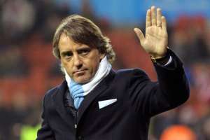 Con Mazzarri fuera, todas las miradas se dirigieron a Mancini. Foto: Internet