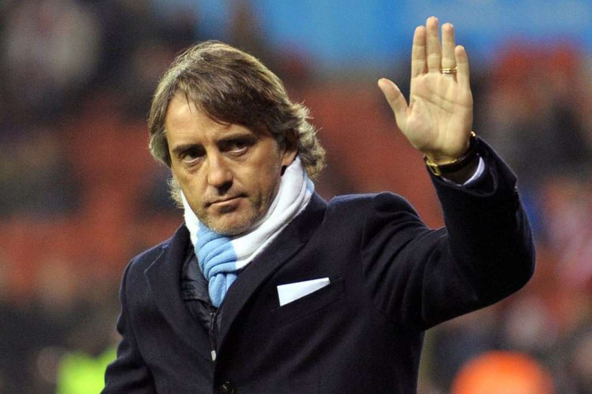 Con Mazzarri fuera, todas las miradas se dirigieron a Mancini. Foto: Internet