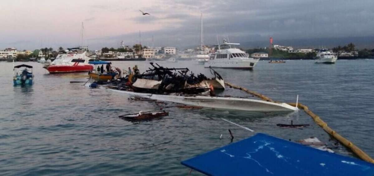 Un muerto y un herido en incendio de una embarcaci&oacute;n en Gal&aacute;pagos