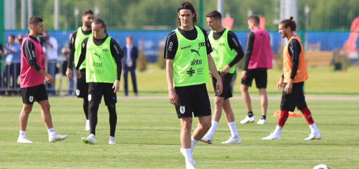 Uruguay se entren&oacute; por primera vez en el Sports Centre Borsky de Rusia