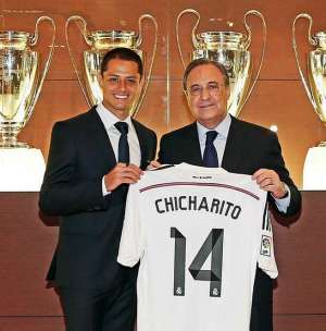 Chicharito Hern&aacute;ndez jugar&aacute; cedido en el Real Madrid