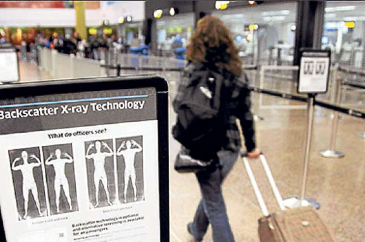 Los controles en los aeropuertos en Estados Unidos se han reforzado desde los ataques terroristas en 2001. Ahora la &lsquo;amenaza&rsquo; vendr&iacute;a de Yemen o Siria. Foto: Tomado de diario.latercera.com