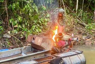 En Sucumbíos, fue destruido un campamento de minería ilegal por parte del Bloque de Seguridad