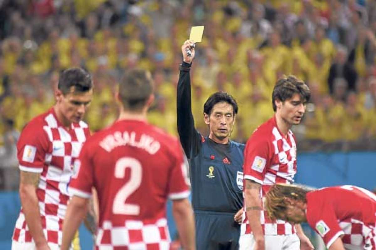 Yuichi Nishimura es criticado hasta por sus compatriotas