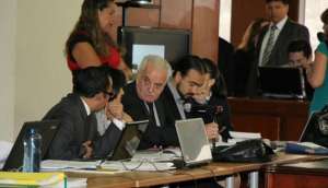 En la diligencia de hoy participa el fiscal general del Estado, Galo Chiriboga. Foto: Fiscal&iacute;a 