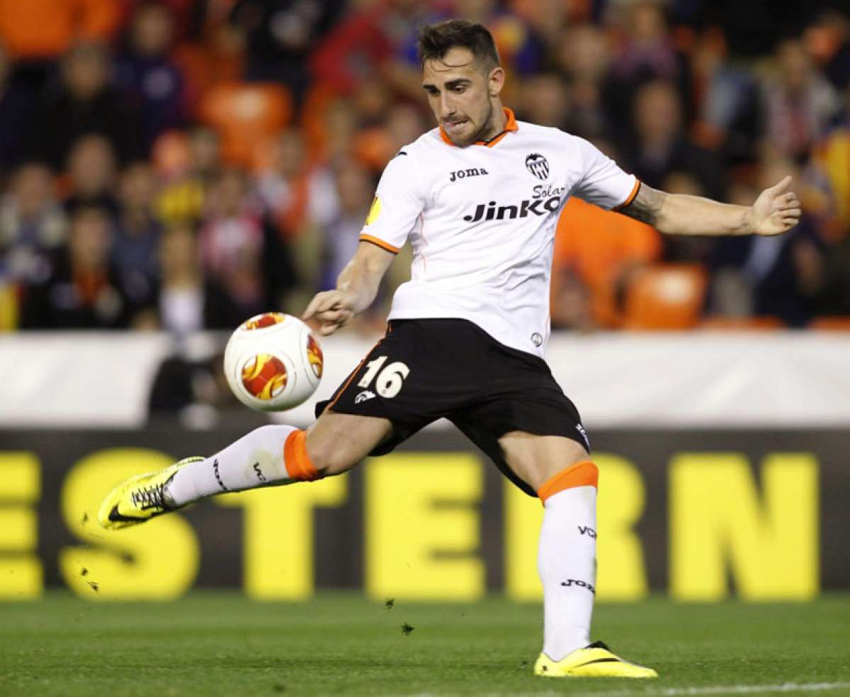Paco Alc&aacute;cer renueva con el Valencia hasta 2020